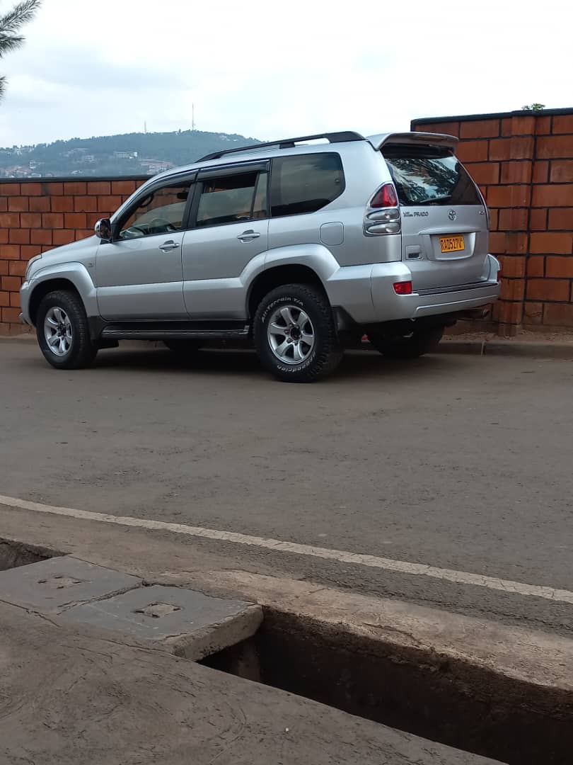 Toyota Prado for hire in Kigali